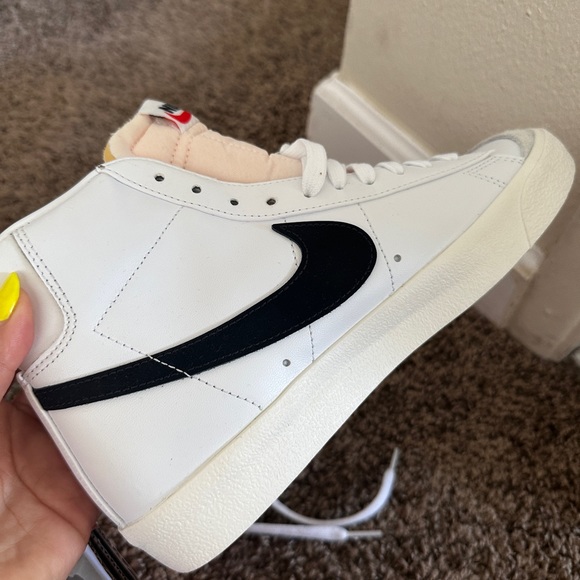 Nike Mid-Blazer ‘77 Women’s Size 7.5 - Picture 6 of 6